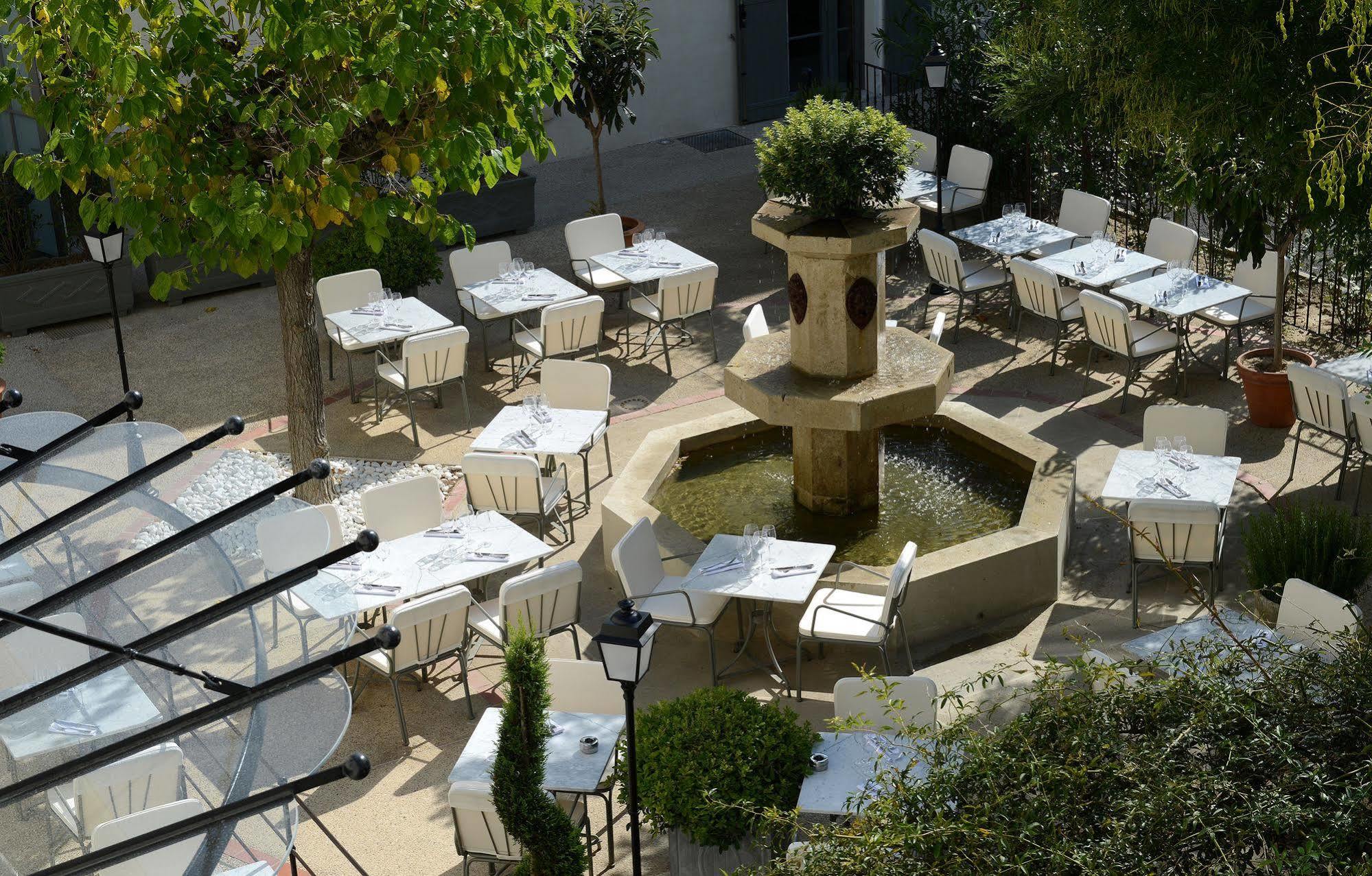 Grand Hotel Henri - Teritoria LʼIsle-sur-la-Sorgue Exterior foto